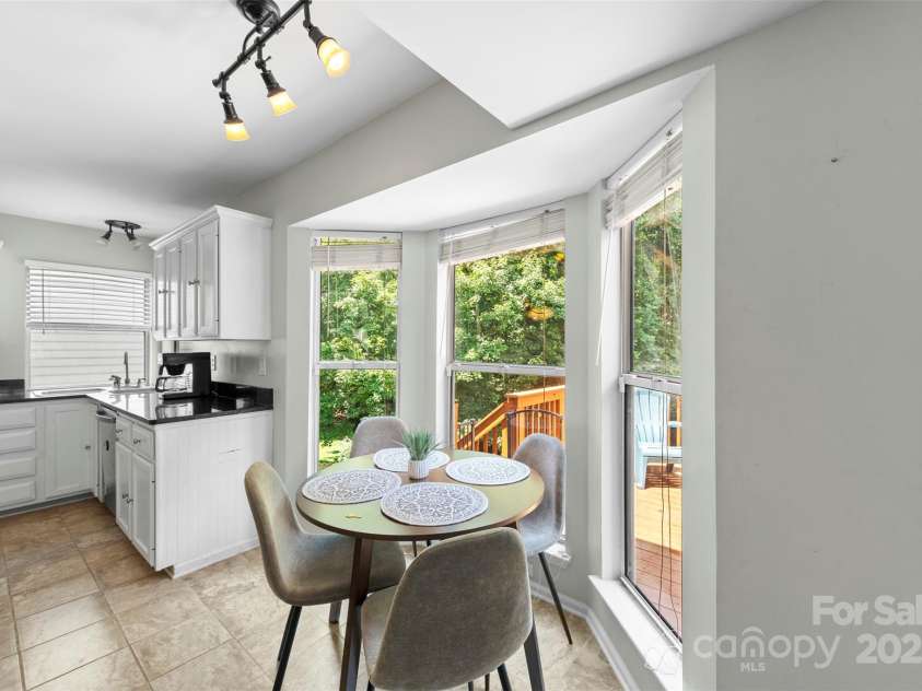 7425 Hubbard Woods Road, Charlotte, NC 28269.  MLS# CAR4269452, YatesRealty ID 19561. 