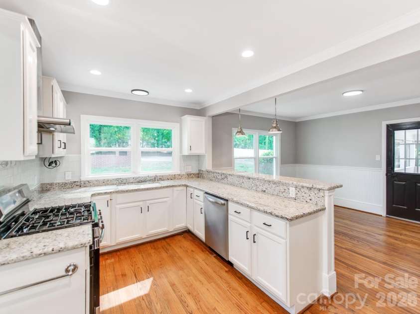 120 Sunset Drive, Chester, SC 29706.  MLS# CAR4373917, YatesRealty ID 19563. 