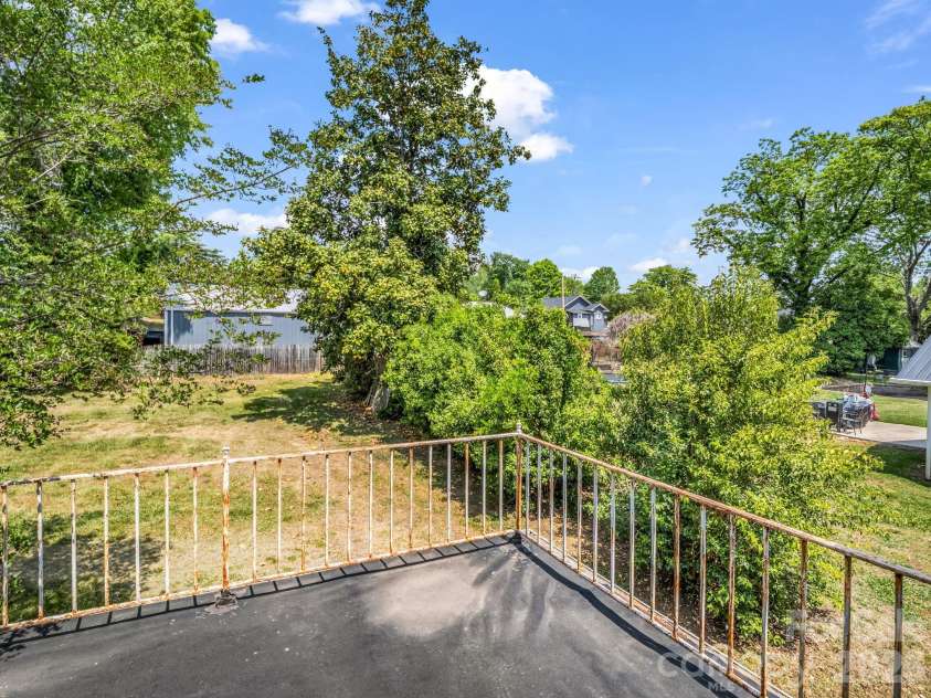 159 Arlington Street, Forest City, NC 28043.  MLS# CAR4372003, YatesRealty ID 19565. 