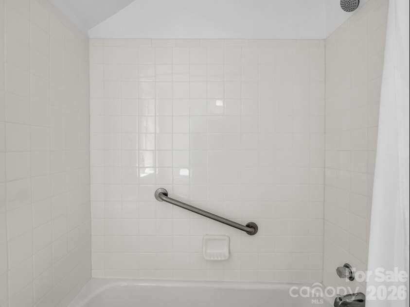 159 Arlington Street, Forest City, NC 28043.  MLS# CAR4372003, YatesRealty ID 19565. 