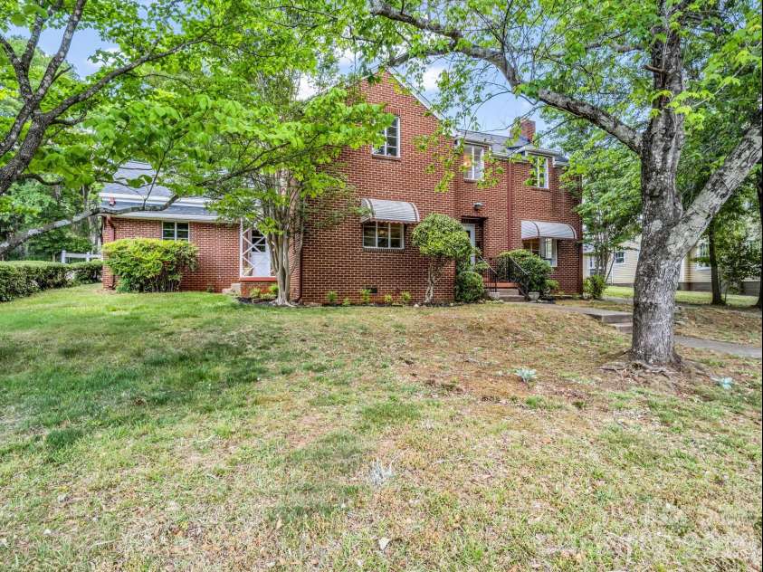 159 Arlington Street, Forest City, NC 28043.  MLS# CAR4372003, YatesRealty ID 19565. 