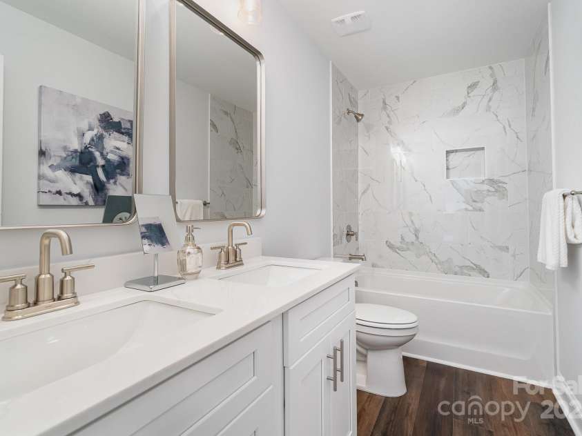4029 Jenison Valley Court, Charlotte, NC 28214.  MLS# CAR4271082, YatesRealty ID 19567. Representational Photo - Staged
