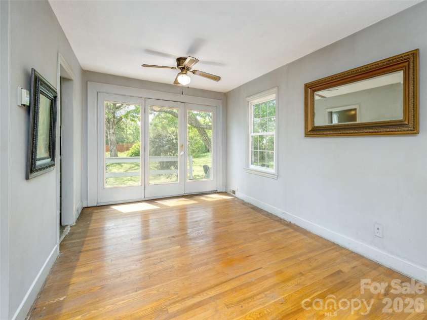 508 Higate Road, Hendersonville, NC 28791.  MLS# CAR4373494, YatesRealty ID 19567. 