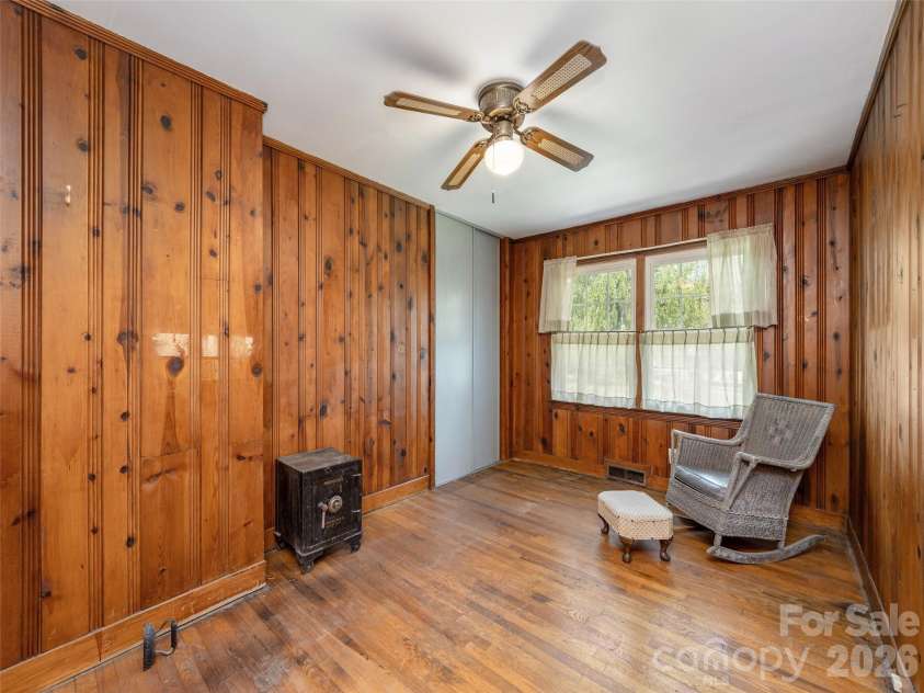 508 Higate Road, Hendersonville, NC 28791.  MLS# CAR4373494, YatesRealty ID 19567. 