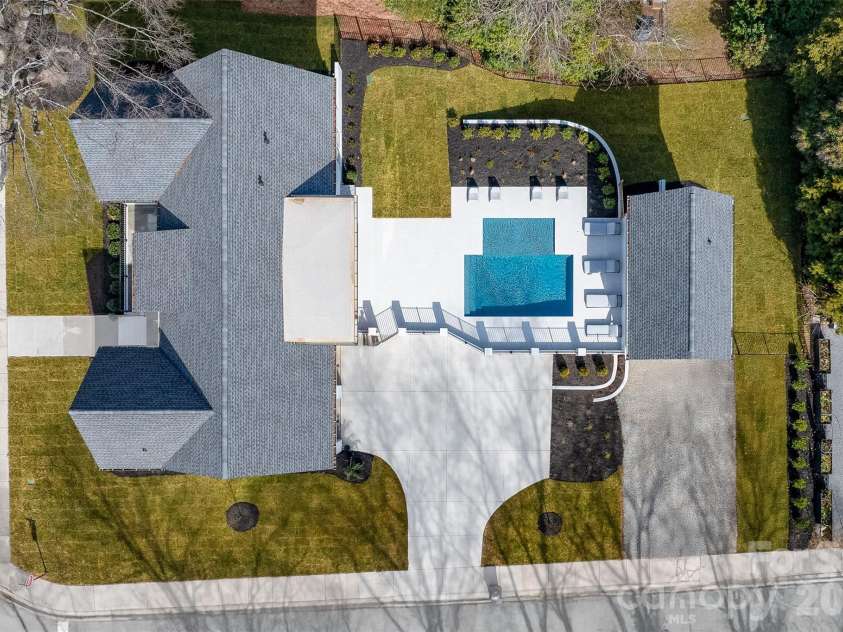 419 South Street, Davidson, NC 28036.  MLS# CAR4345923, YatesRealty ID 19568. 