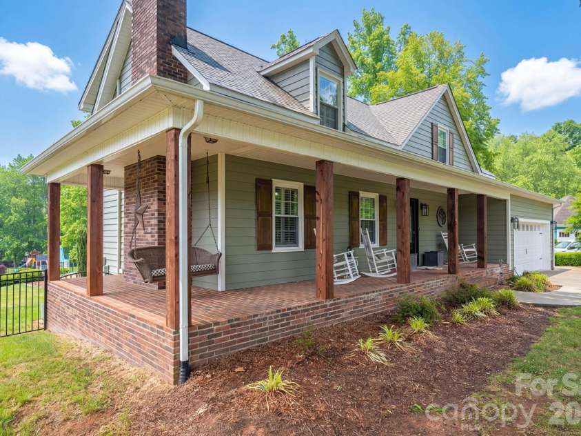 192 Carolina Drive, Cherryville, NC 28021.  MLS# CAR4376149, YatesRealty ID 19569. Front