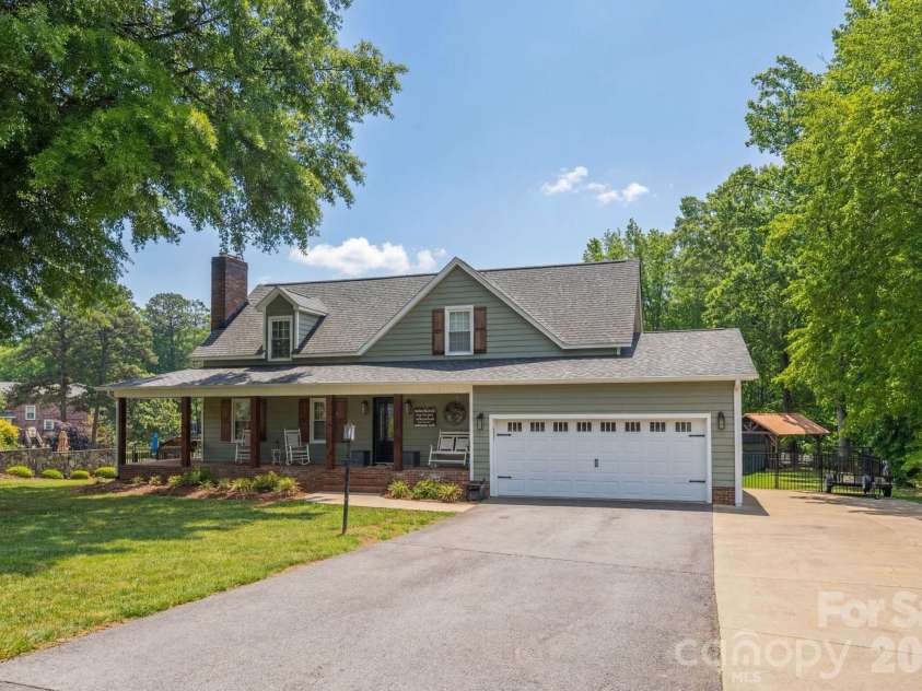 192 Carolina Drive, Cherryville, NC 28021.  MLS# CAR4376149, YatesRealty ID 19569. Front of House