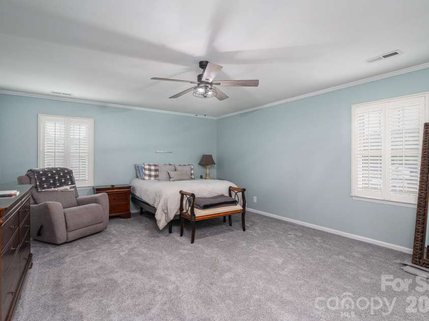 192 Carolina Drive, Cherryville, NC 28021.  MLS# CAR4376149, YatesRealty ID 19569. Master Suite