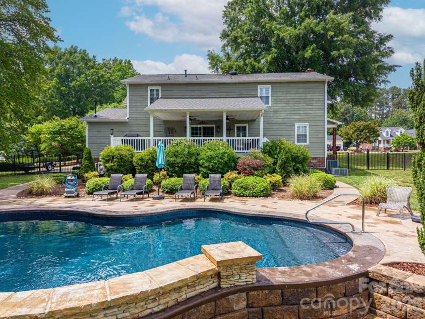 192 Carolina Drive, Cherryville, NC 28021.  MLS# CAR4376149, YatesRealty ID 19569. Pool 