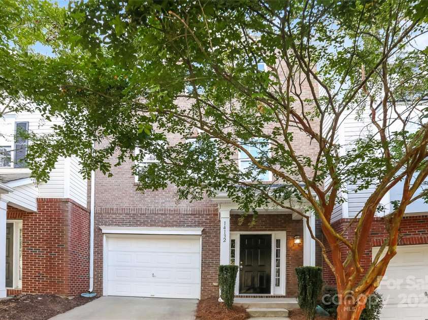 14132 Winford Lane, Charlotte, NC 28262.  MLS# CAR4299199, YatesRealty ID 1957. 