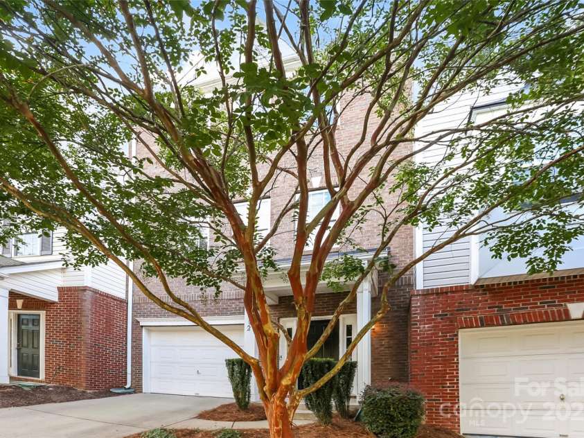 14132 Winford Lane, Charlotte, NC 28262.  MLS# CAR4299199, YatesRealty ID 1957. 