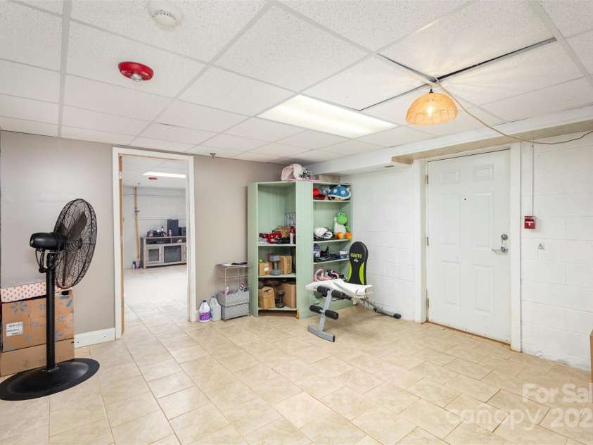 319 Circleview Drive, Shelby, NC 28150.  MLS# CAR4201623, YatesRealty ID 1957. 