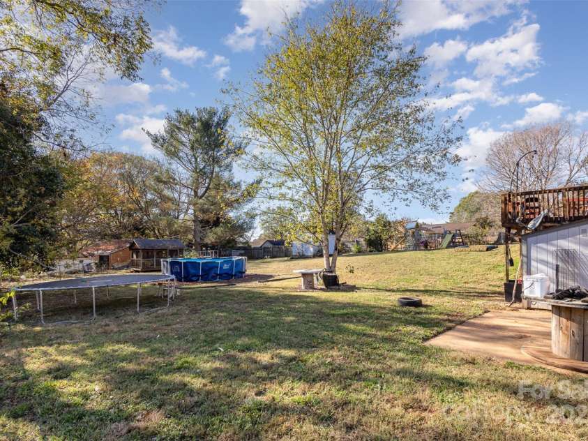 319 Circleview Drive, Shelby, NC 28150.  MLS# CAR4201623, YatesRealty ID 1957. 