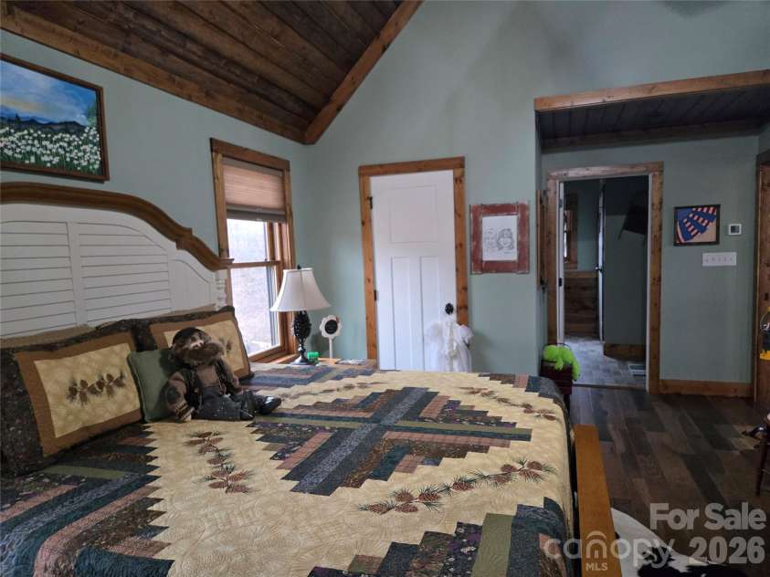 55 Bear Paw Lane, Sparta, NC 28675.  MLS# CAR4349176, YatesRealty ID 1957. 