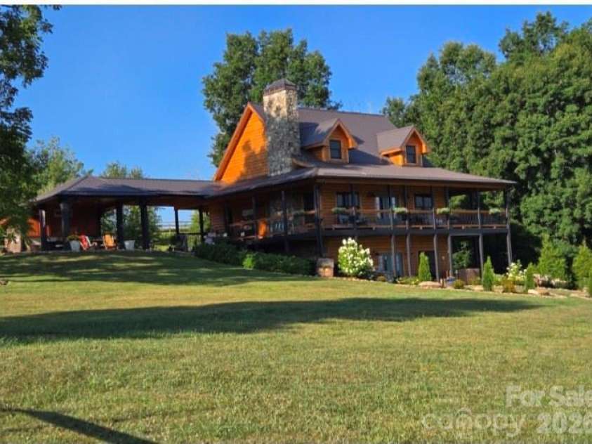 55 Bear Paw Lane, Sparta, NC 28675.  MLS# CAR4349176, YatesRealty ID 1957. 