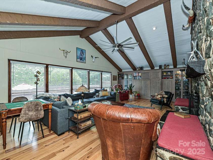 2915 Old Stage Road, Gastonia, NC 28052.  MLS# CAR4270149, YatesRealty ID 19570. 