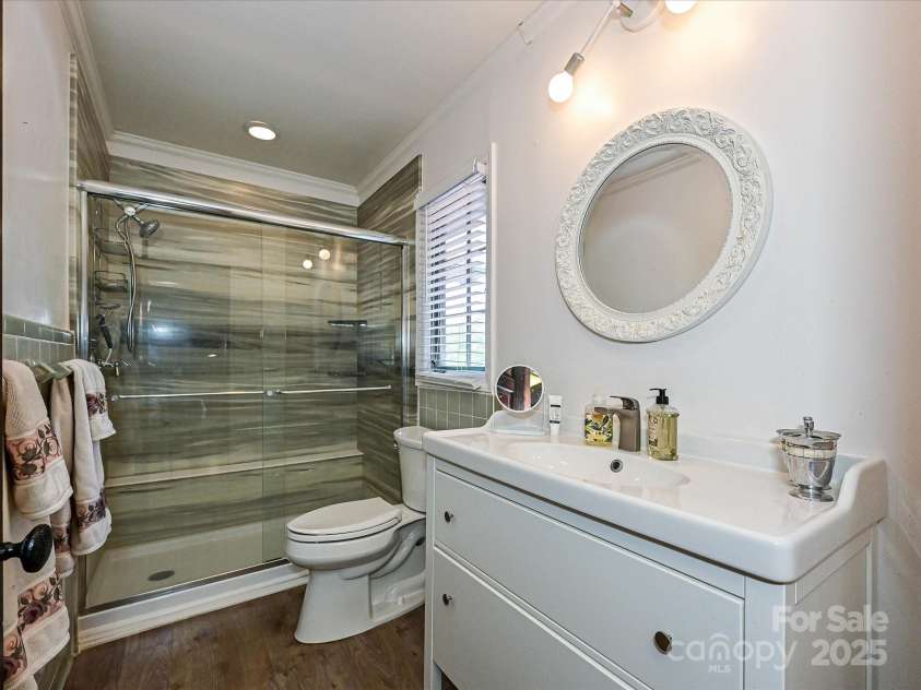 2915 Old Stage Road, Gastonia, NC 28052.  MLS# CAR4270149, YatesRealty ID 19570. 