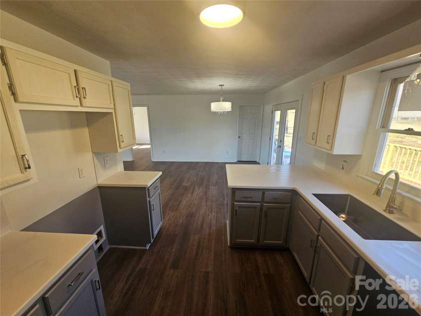 315 Maine Avenue, Bessemer City, NC 28016.  MLS# CAR4373467, YatesRealty ID 19571. 