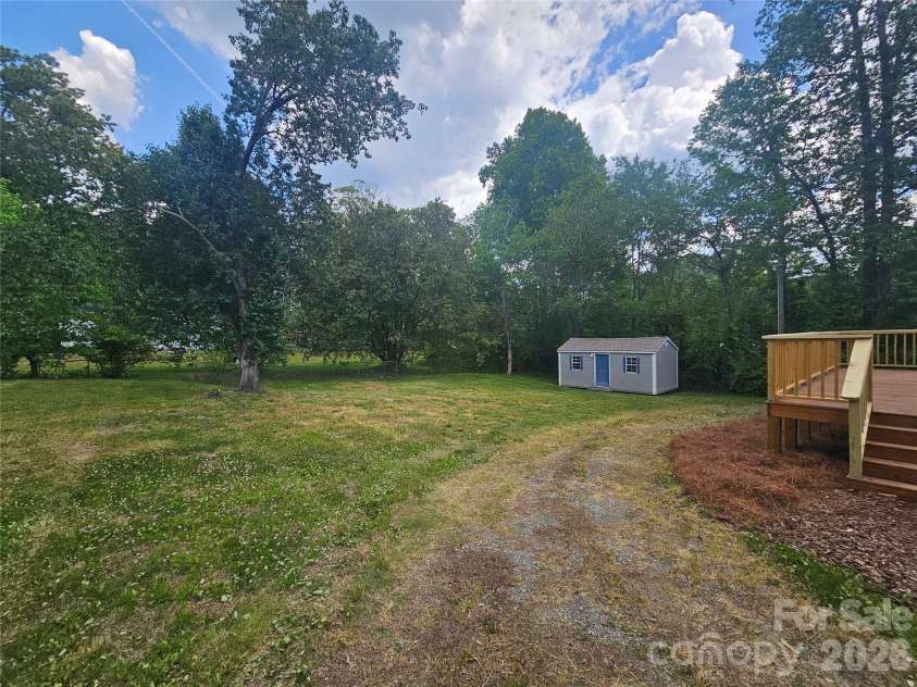 315 Maine Avenue, Bessemer City, NC 28016.  MLS# CAR4373467, YatesRealty ID 19571. 