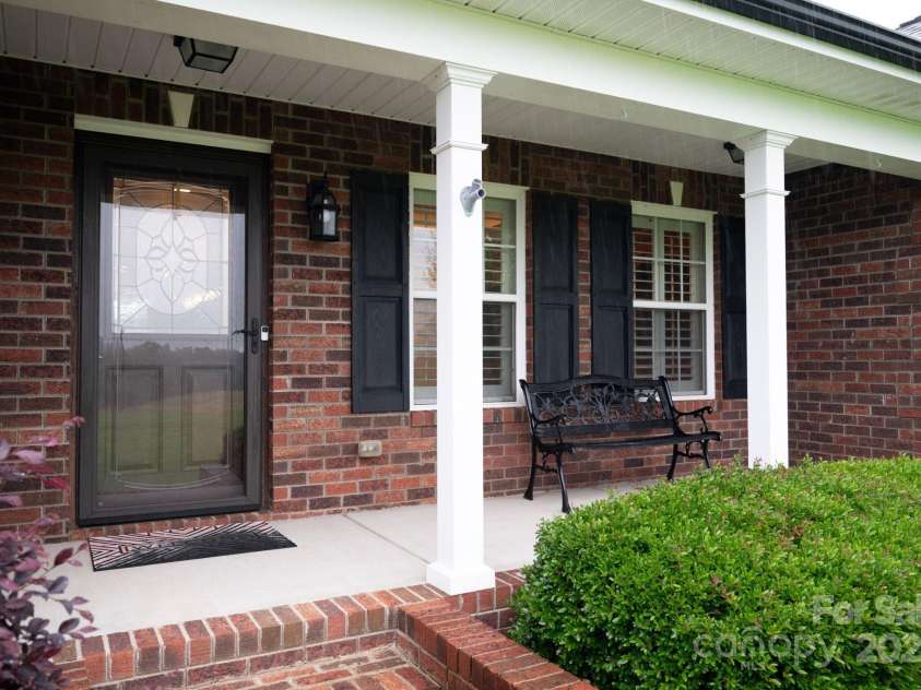 2817 Long Circle, Iron Station, NC 28080.  MLS# CAR4267565, YatesRealty ID 19572. 