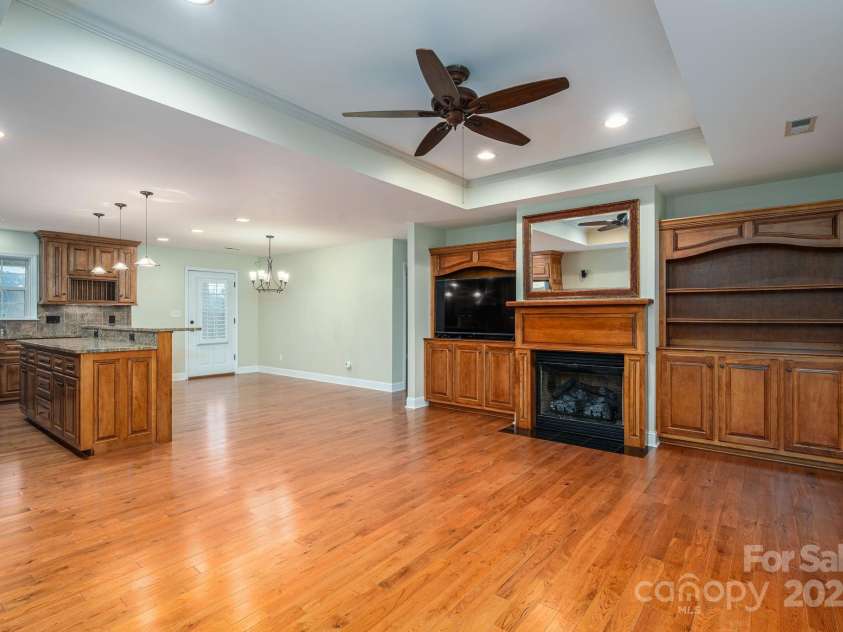 2817 Long Circle, Iron Station, NC 28080.  MLS# CAR4267565, YatesRealty ID 19572. 