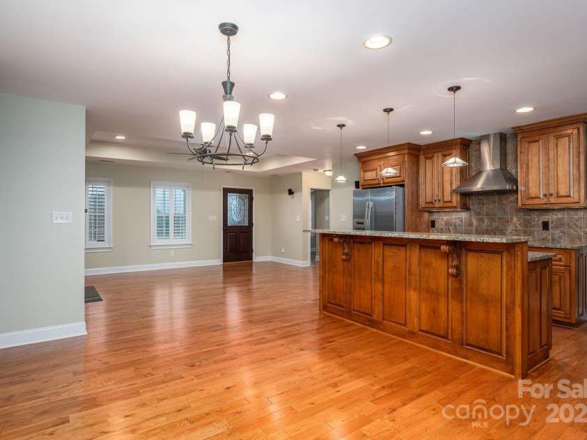 2817 Long Circle, Iron Station, NC 28080.  MLS# CAR4267565, YatesRealty ID 19572. 