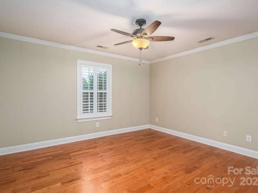 2817 Long Circle, Iron Station, NC 28080.  MLS# CAR4267565, YatesRealty ID 19572. 