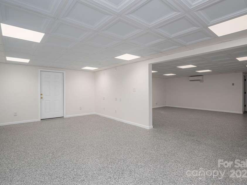 2817 Long Circle, Iron Station, NC 28080.  MLS# CAR4267565, YatesRealty ID 19572. 