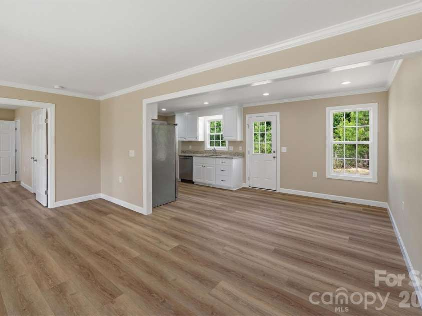 4915 S T Clark Road, Morganton, NC 28655.  MLS# CAR4367248, YatesRealty ID 19573. 