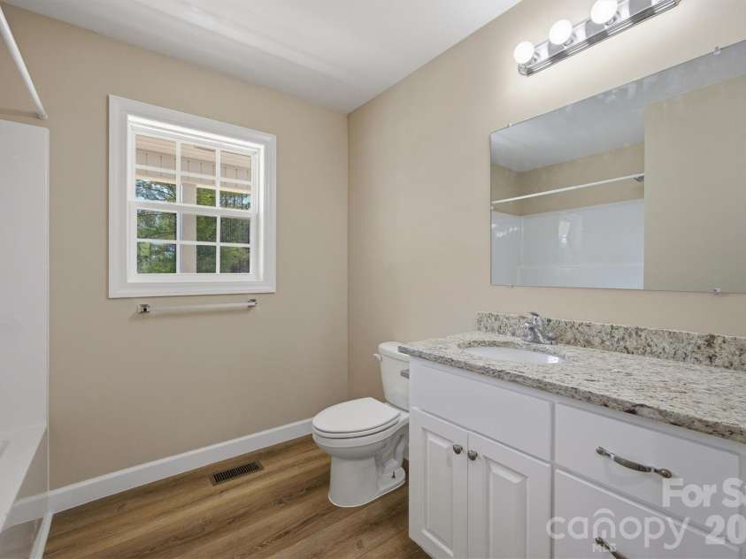 4915 S T Clark Road, Morganton, NC 28655.  MLS# CAR4367248, YatesRealty ID 19573. 