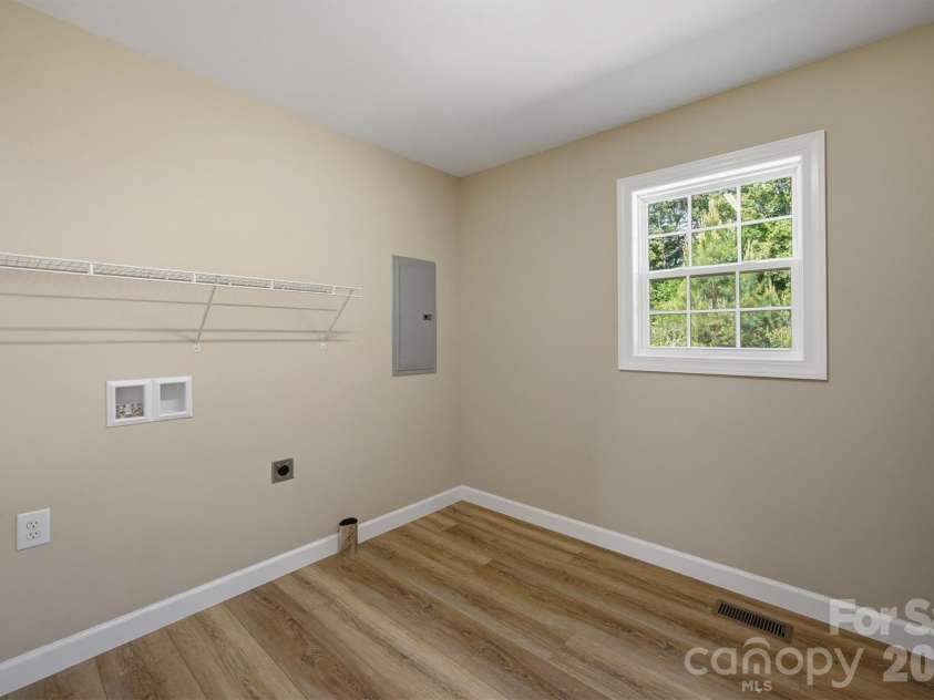 4915 S T Clark Road, Morganton, NC 28655.  MLS# CAR4367248, YatesRealty ID 19573. 