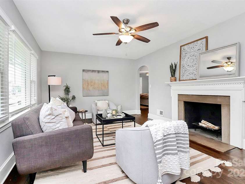 2421 Shamrock Drive, Charlotte, NC 28205.  MLS# CAR4262857, YatesRealty ID 19574. 