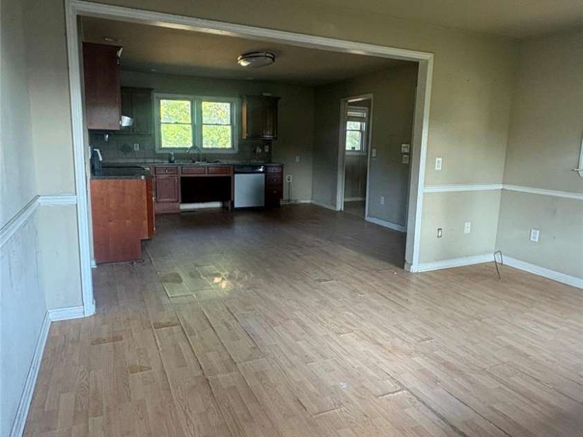 199 Country View Road, Statesville, NC 28625.  MLS# CAR4372826, YatesRealty ID 19575. 