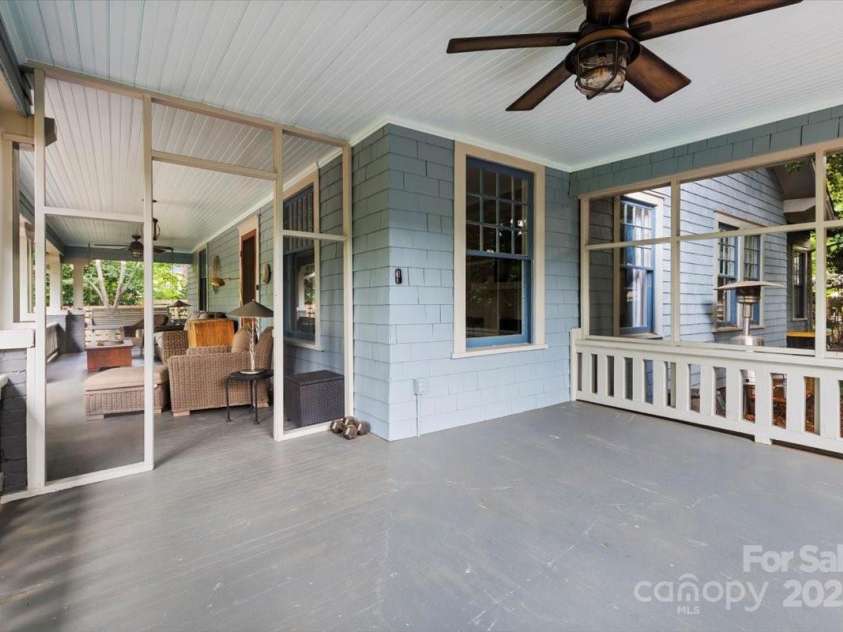 506 Clement Avenue, Charlotte, NC 28204.  MLS# CAR4266566, YatesRealty ID 19575. Side Screened Porch