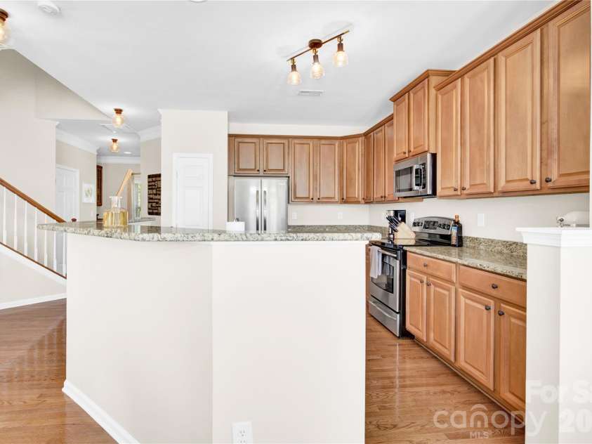 18503 The Commons Boulevard, Cornelius, NC 28031.  MLS# CAR4373801, YatesRealty ID 19576. 