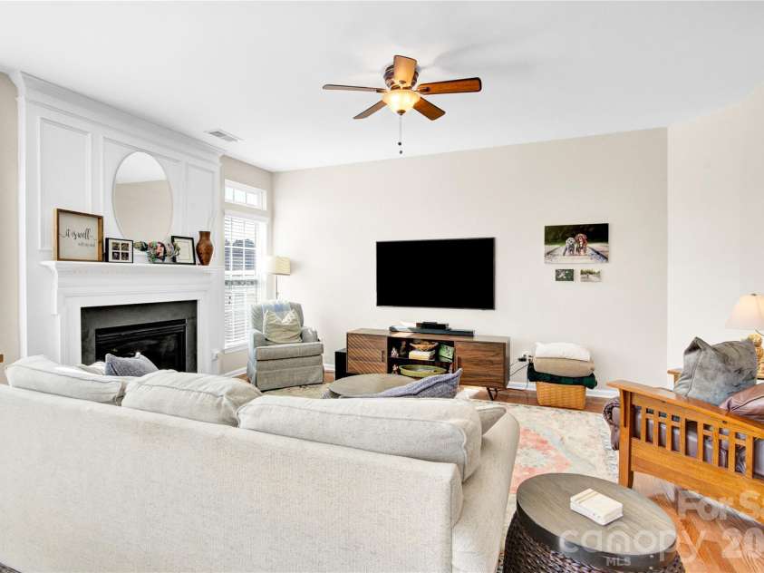 18503 The Commons Boulevard, Cornelius, NC 28031.  MLS# CAR4373801, YatesRealty ID 19576. 