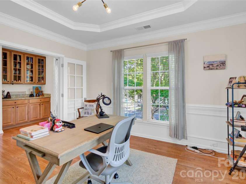 18503 The Commons Boulevard, Cornelius, NC 28031.  MLS# CAR4373801, YatesRealty ID 19576. 