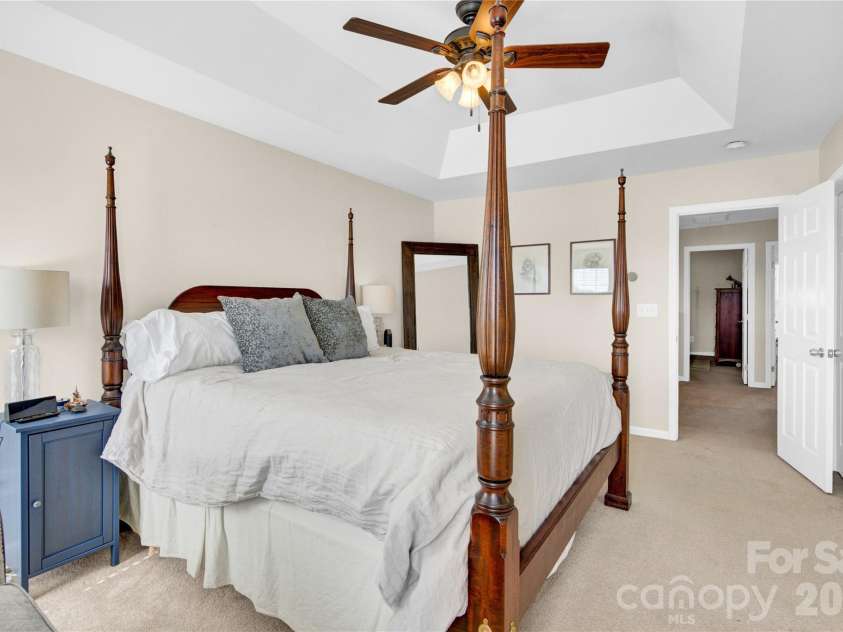 18503 The Commons Boulevard, Cornelius, NC 28031.  MLS# CAR4373801, YatesRealty ID 19576. 
