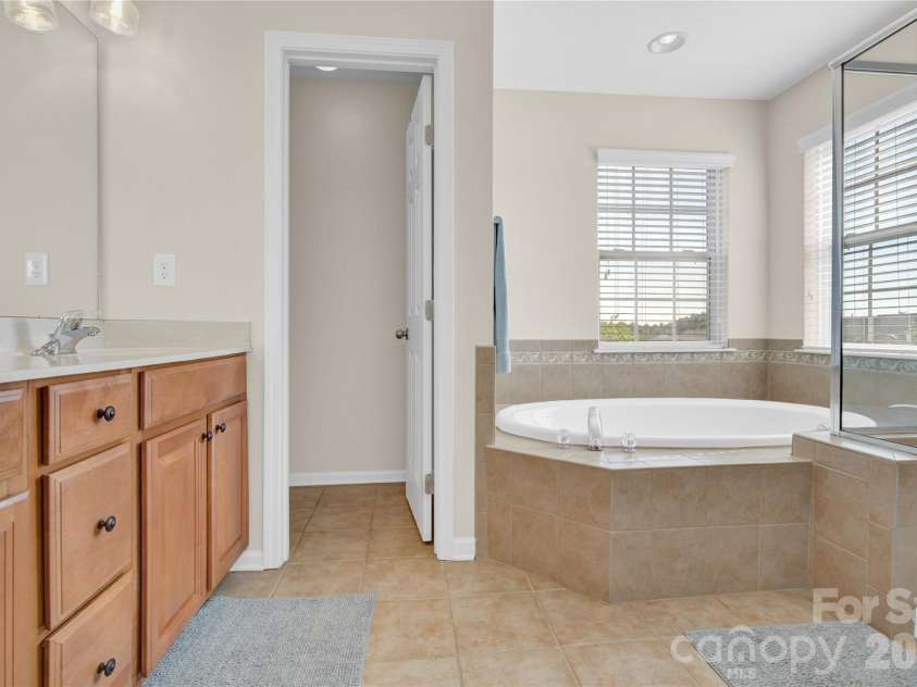 18503 The Commons Boulevard, Cornelius, NC 28031.  MLS# CAR4373801, YatesRealty ID 19576. 