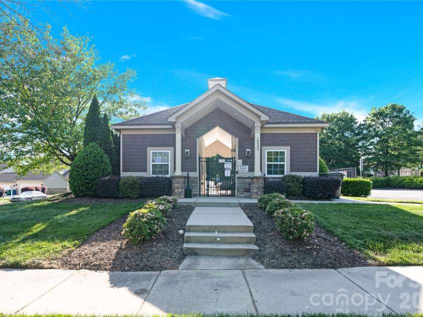 18503 The Commons Boulevard, Cornelius, NC 28031.  MLS# CAR4373801, YatesRealty ID 19576. 