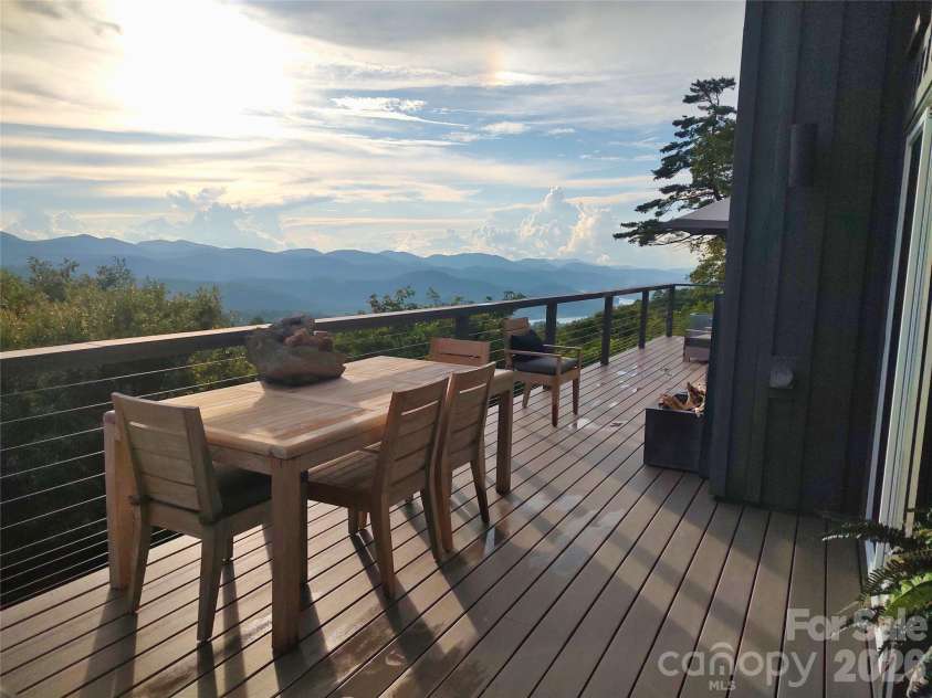 2618 Big Sheepcliff Road, Cashiers, NC 28717.  MLS# CAR4362808, YatesRealty ID 19577. 