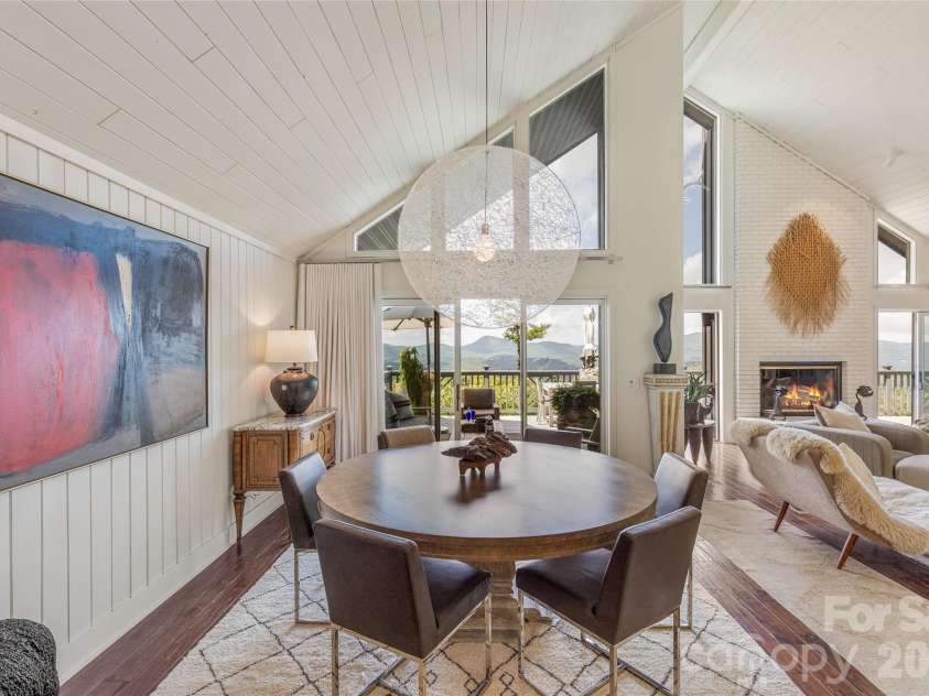 2618 Big Sheepcliff Road, Cashiers, NC 28717.  MLS# CAR4362808, YatesRealty ID 19577. Dining Area