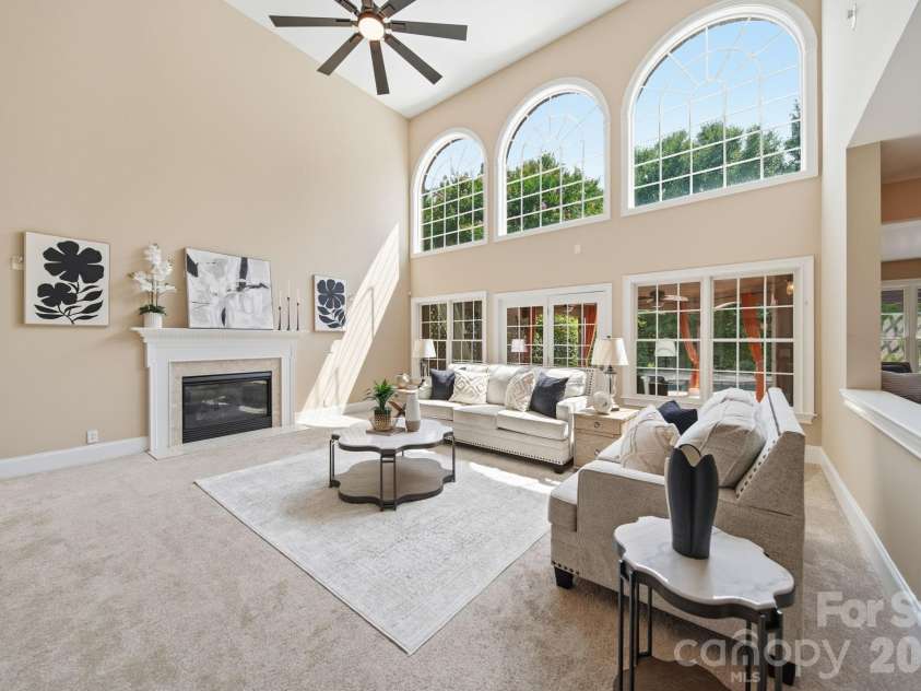 6009 Autumn Blossom Lane, Waxhaw, NC 28173.  MLS# CAR4390615, YatesRealty ID 19578. 
