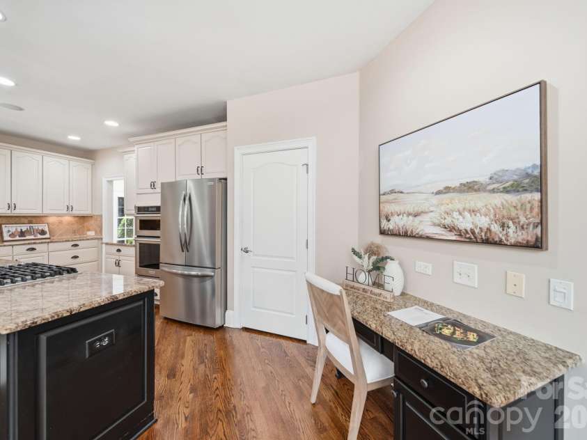 6009 Autumn Blossom Lane, Waxhaw, NC 28173.  MLS# CAR4390615, YatesRealty ID 19578. 