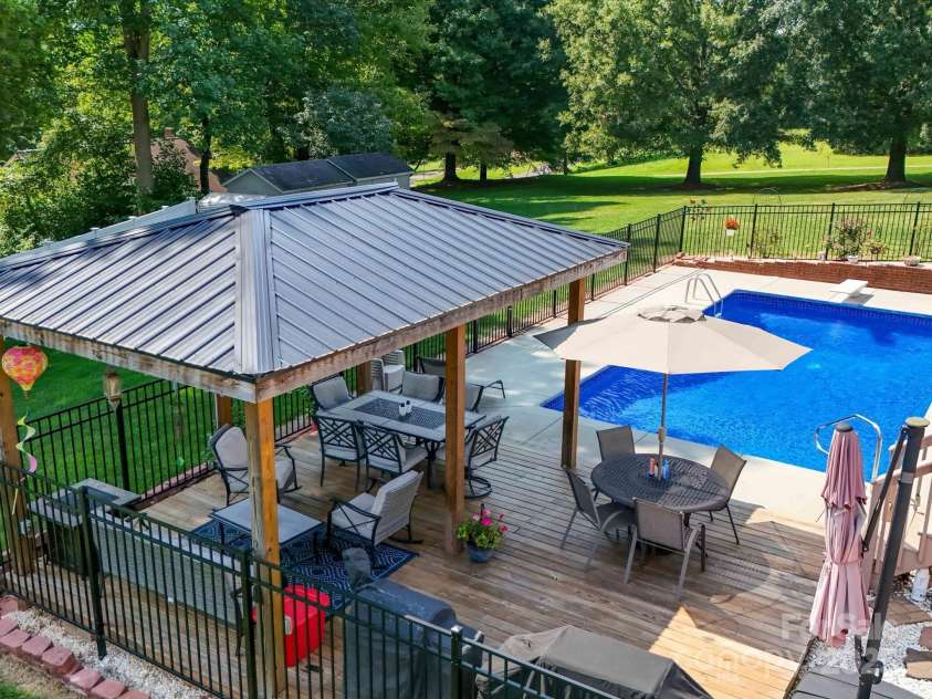 3509 Flint Drive, Statesville, NC 28677.  MLS# CAR4268969, YatesRealty ID 19579. Outside Paradise