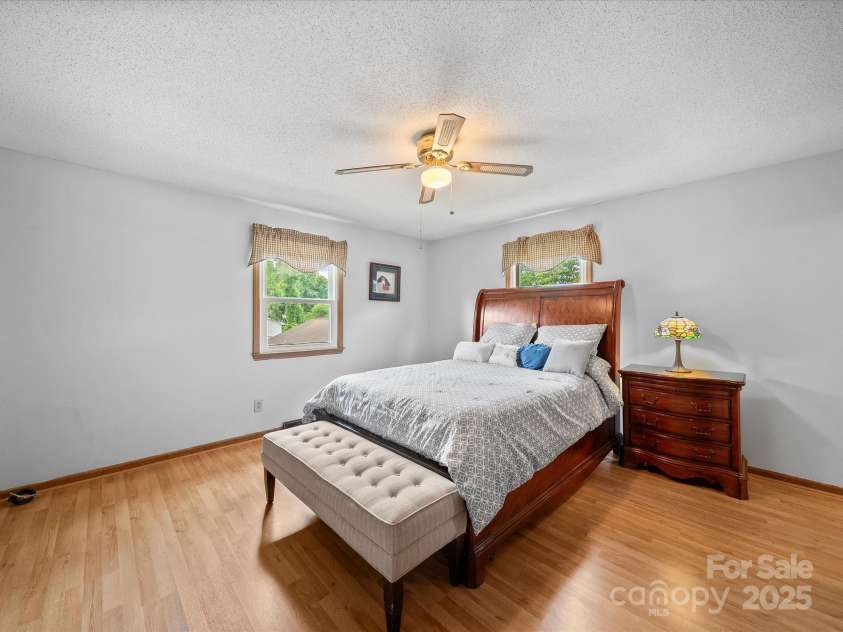 3509 Flint Drive, Statesville, NC 28677.  MLS# CAR4268969, YatesRealty ID 19579. Primary Bedroom
