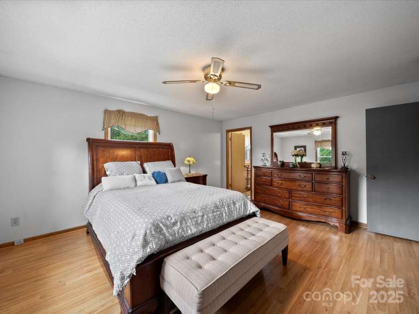 3509 Flint Drive, Statesville, NC 28677.  MLS# CAR4268969, YatesRealty ID 19579. Primary Bedroom