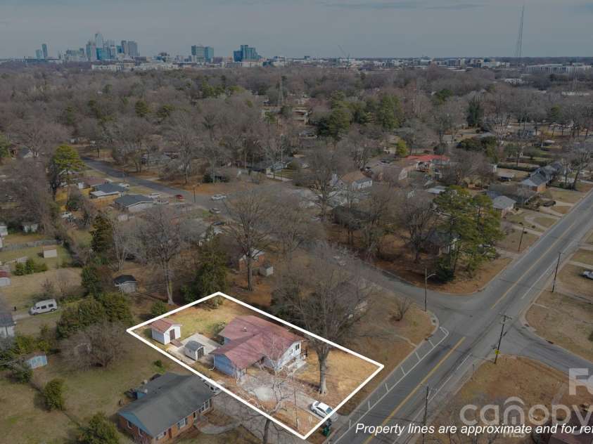 1008 Clanton Road, Charlotte, NC 28217.  MLS# CAR4370440, YatesRealty ID 19580. 