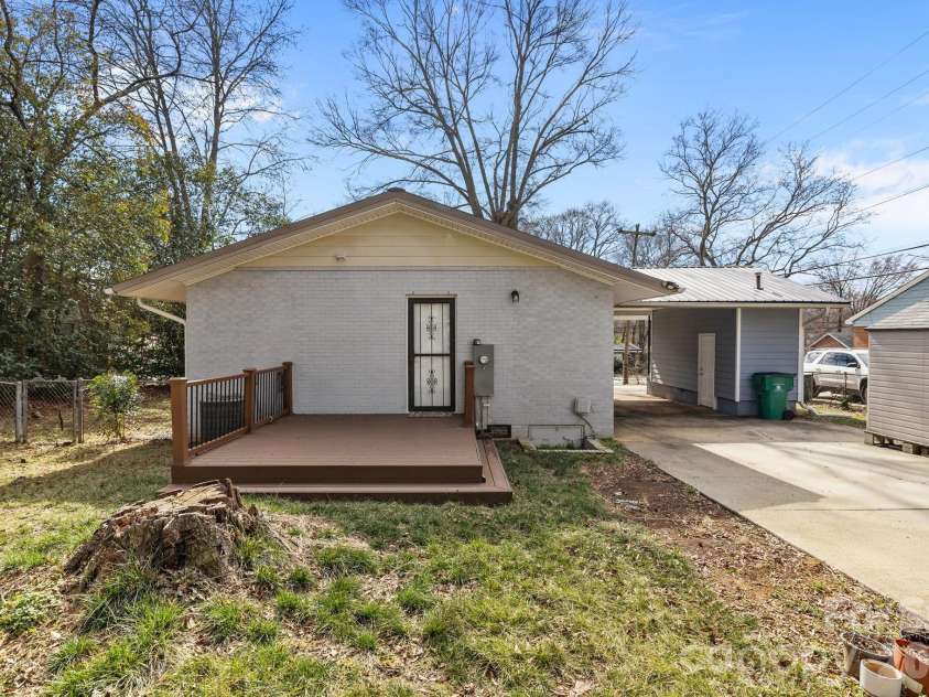 1008 Clanton Road, Charlotte, NC 28217.  MLS# CAR4370440, YatesRealty ID 19580. Rear