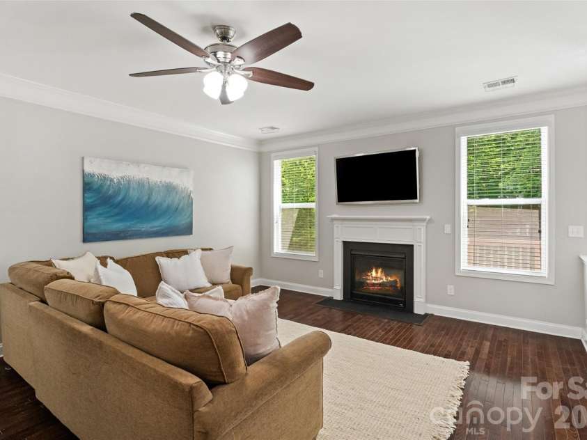 980 Autumn Glen Court, Clover, SC 29710.  MLS# CAR4351280, YatesRealty ID 19581. 